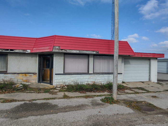 Johhnys Skate Center (Johnnys Bandstand, Johnnys Entertainment) - Photo From Richard Liebermann On Facebook